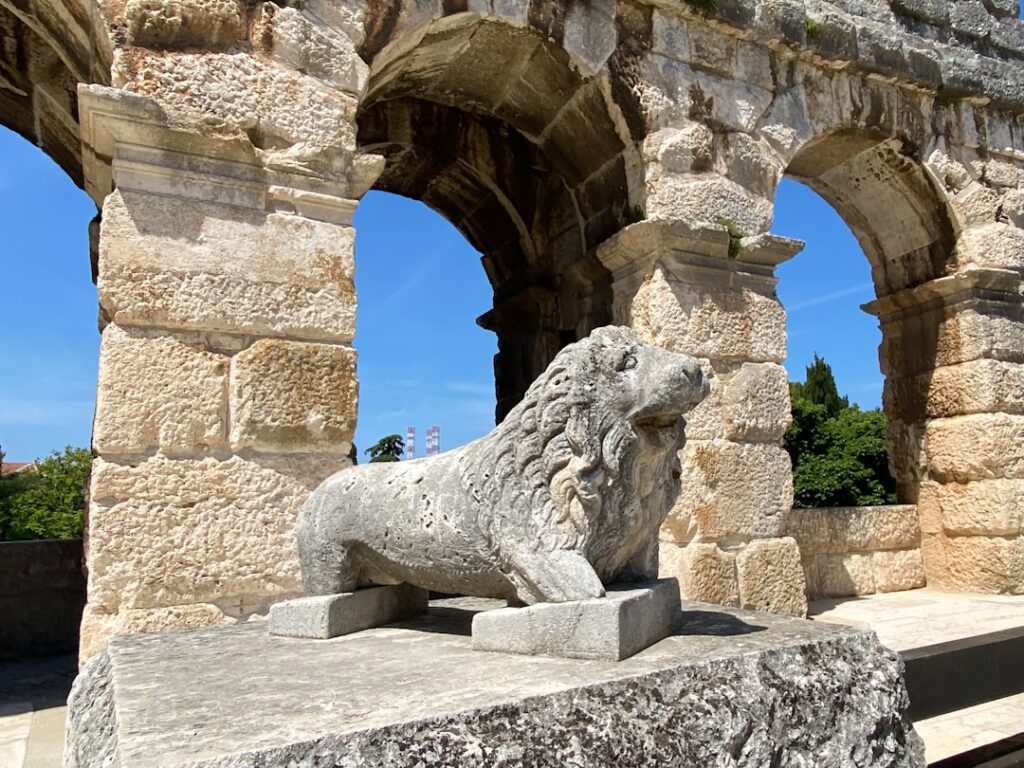 Photo amphitheaters
