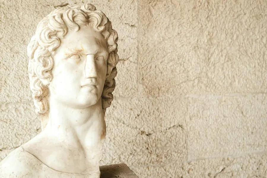 Photo common mistakes Roman personalities